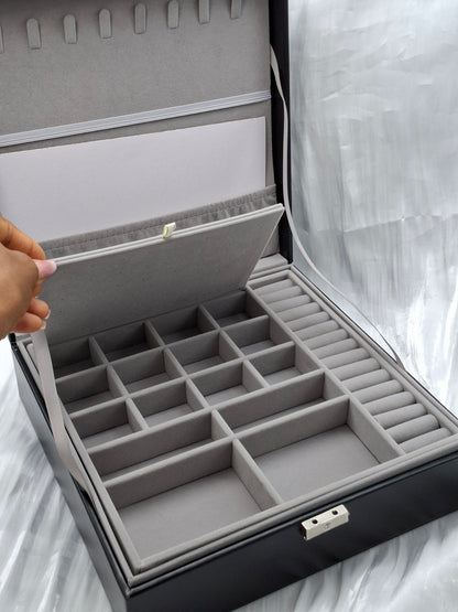 Maxi Leather Jewelry Organizer