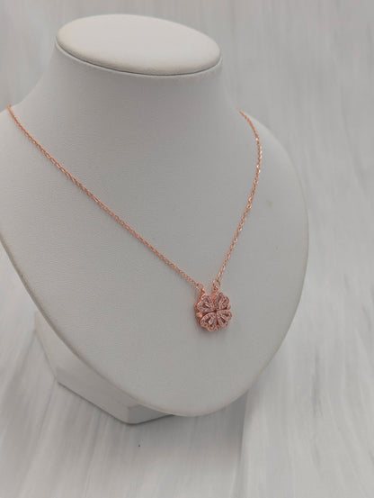 Flawa Convertible Necklace