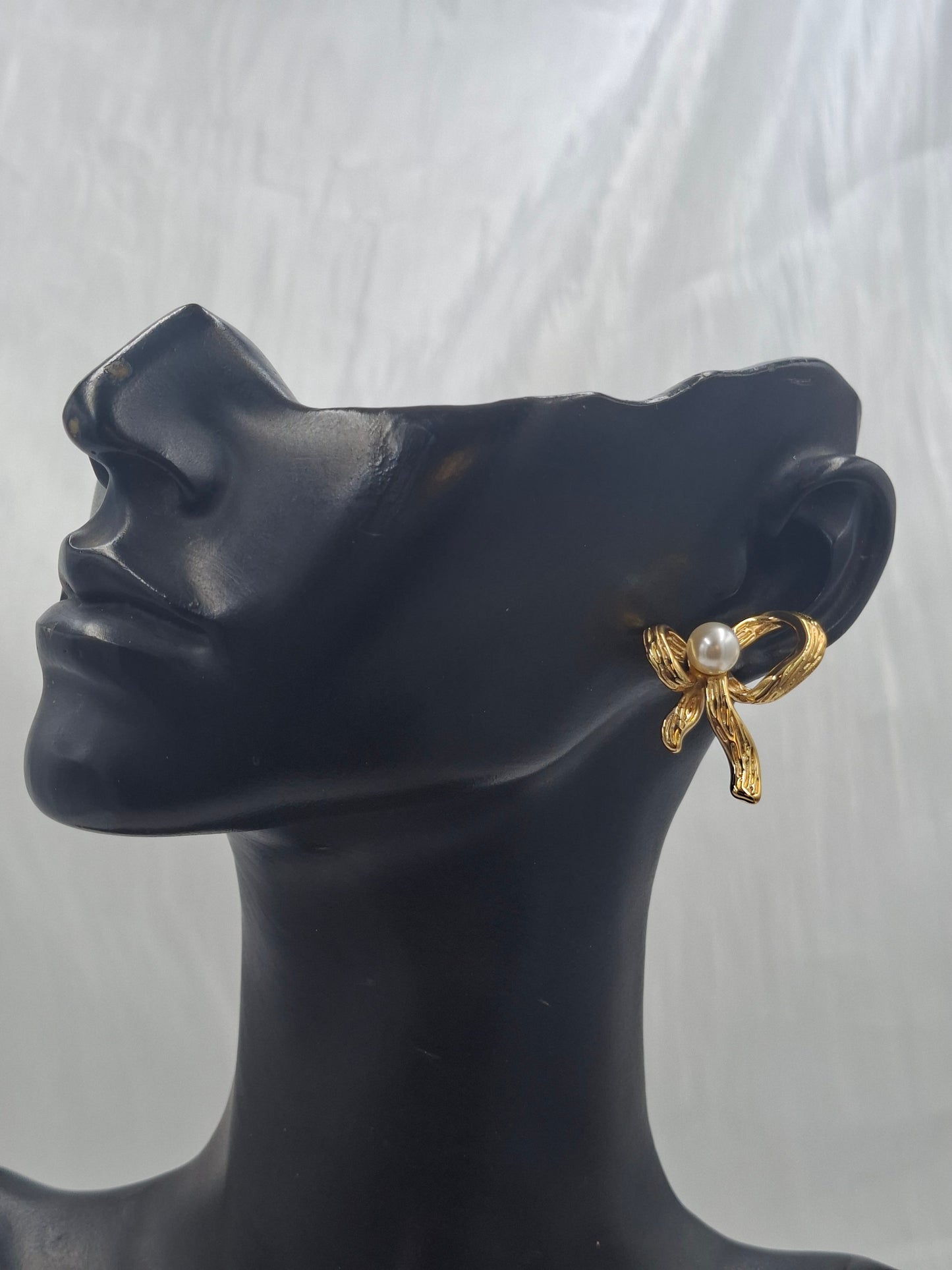 Textured Bow Earrings