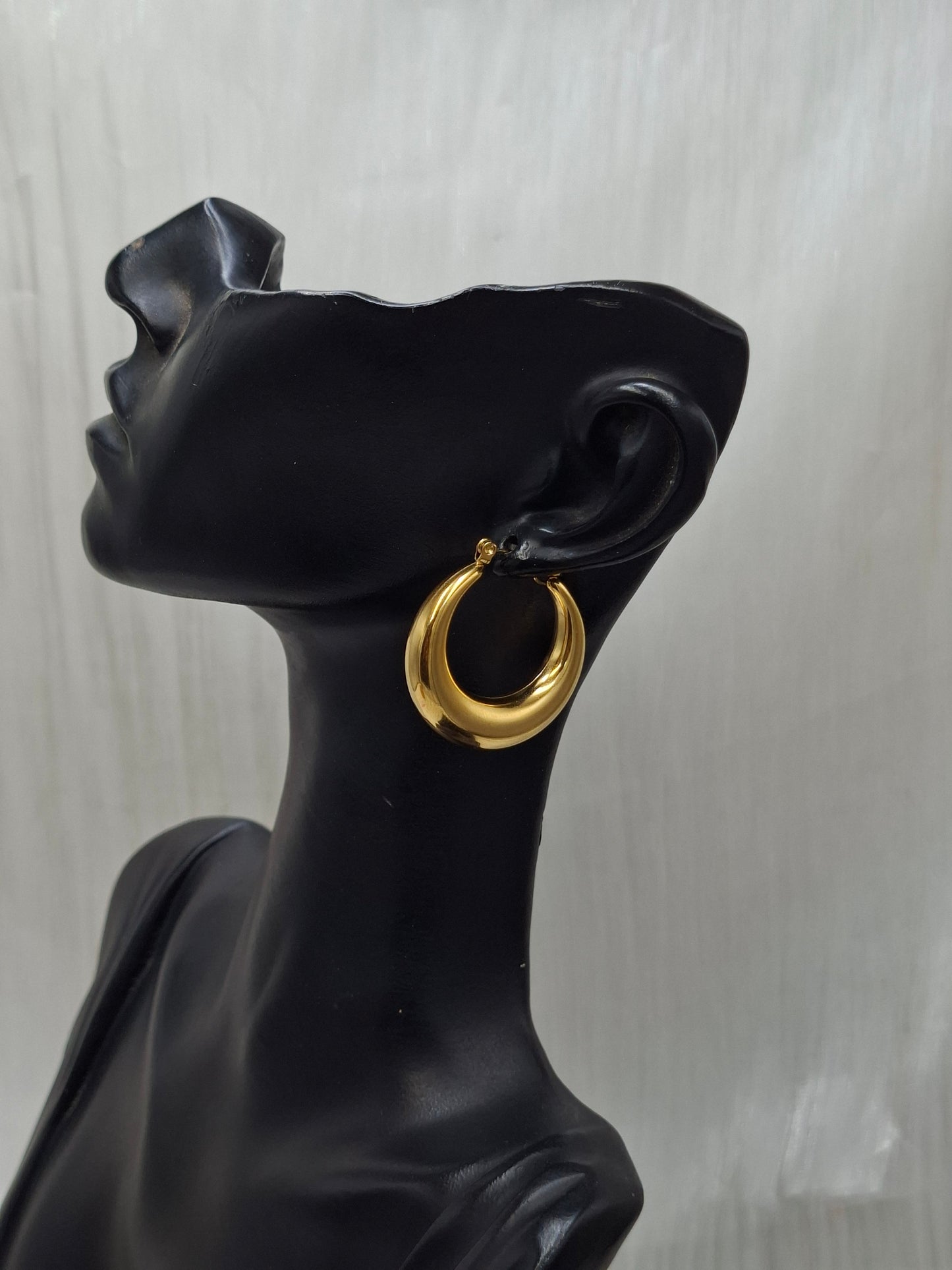 Crescent Hoops