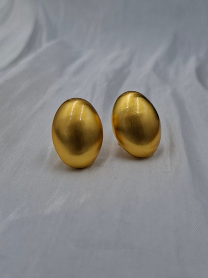 Gold Oval Earrings