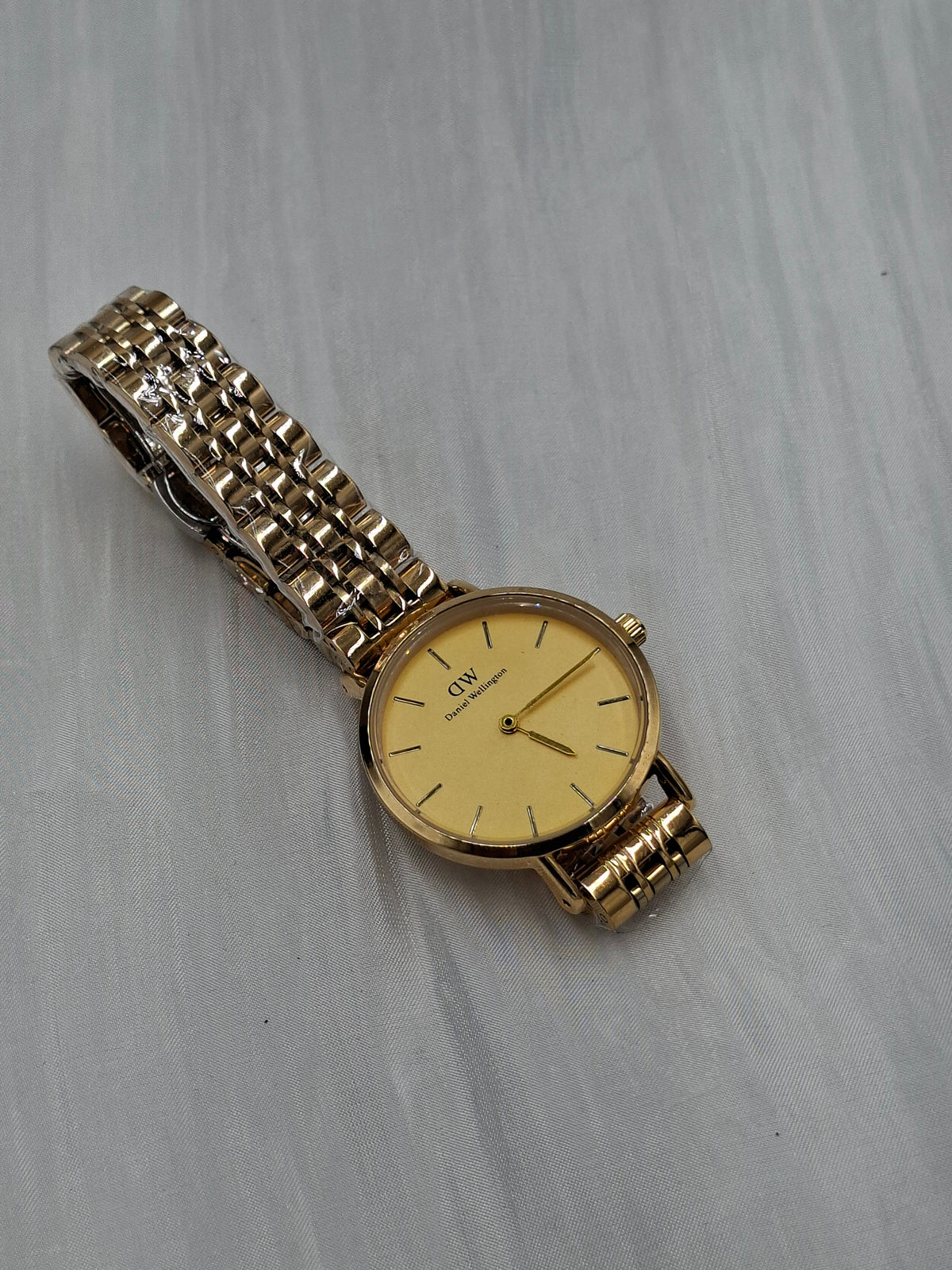 Gold Plain DW Wristwatch