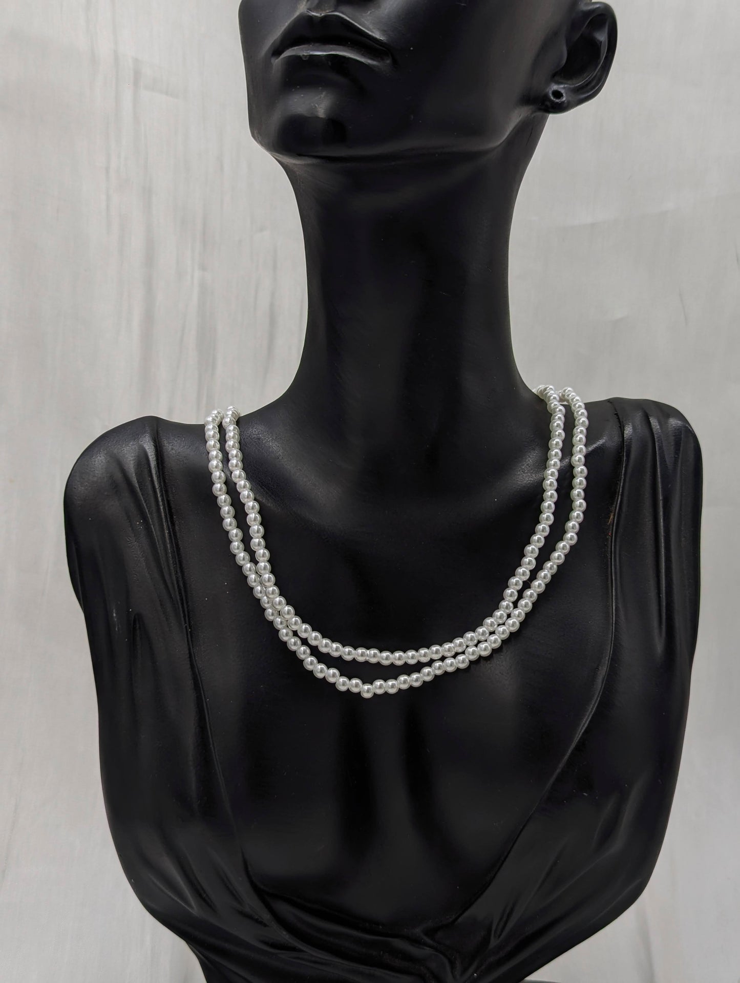 Simple Pearl Necklace