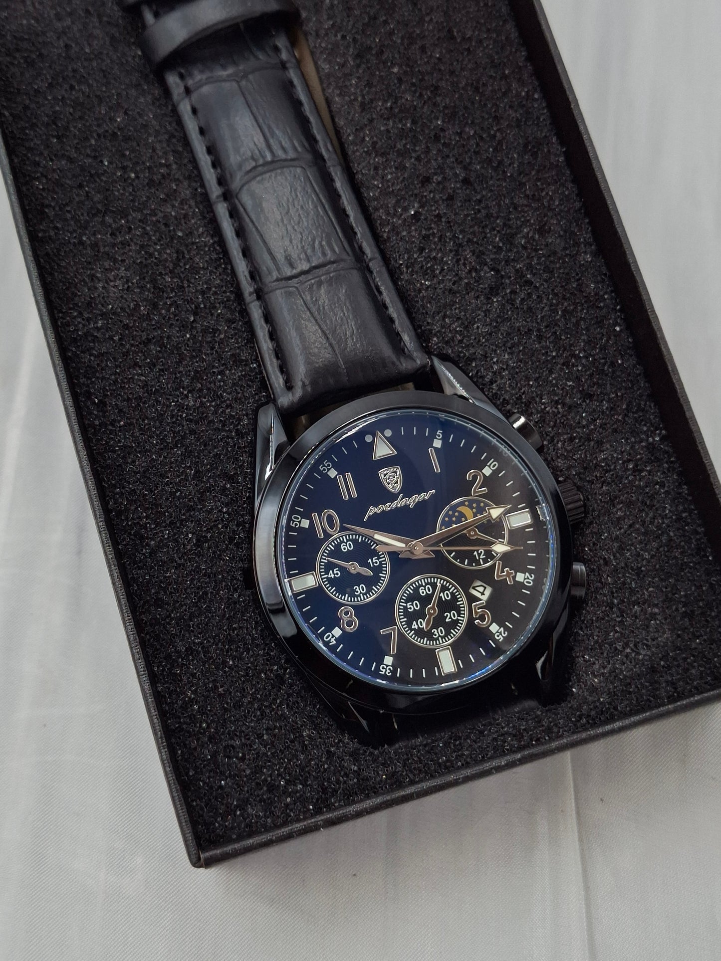 Black and Blue Leather Poedagar Wristwatch
