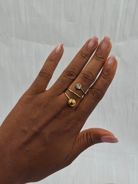 Spiral Ball Ring (size 6-9)