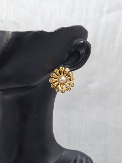 Floral Pearl Stud Earrings