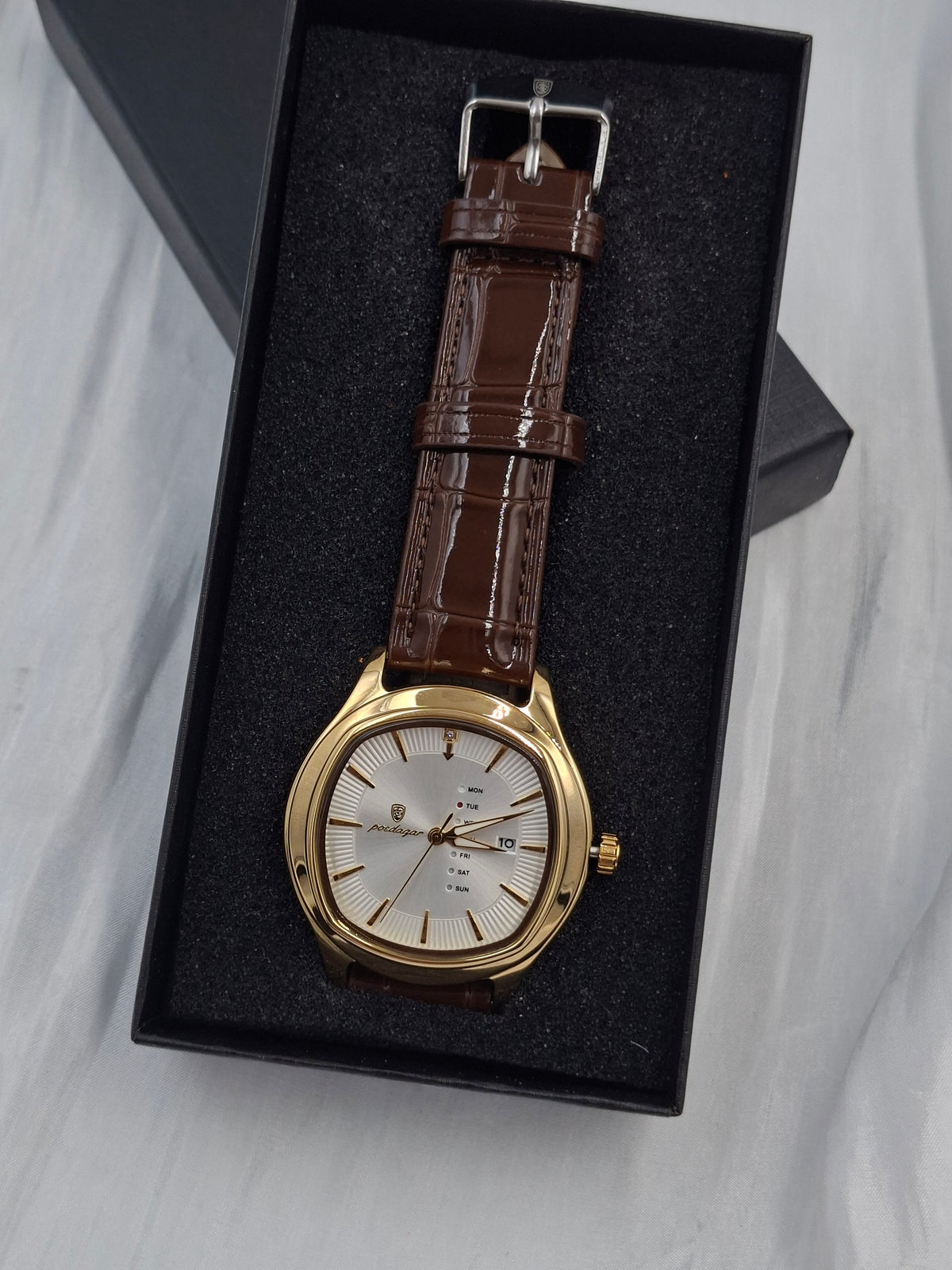 01 Brown Poedagar Wristwatch