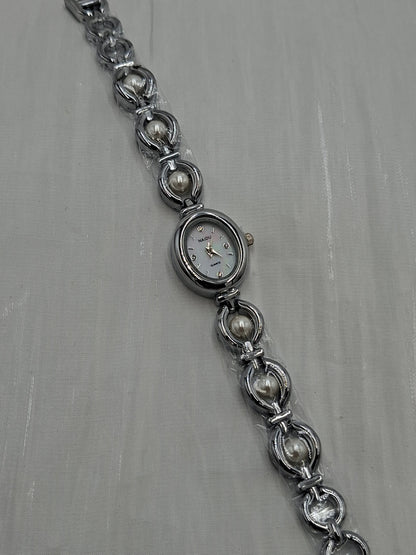 Silver Pearl Wristwatch