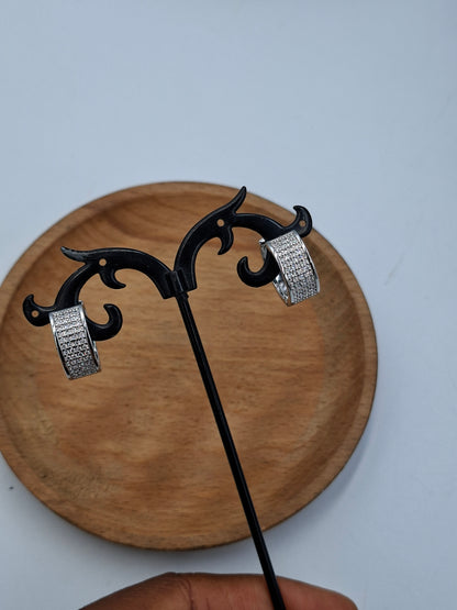 Saturn Hoops
