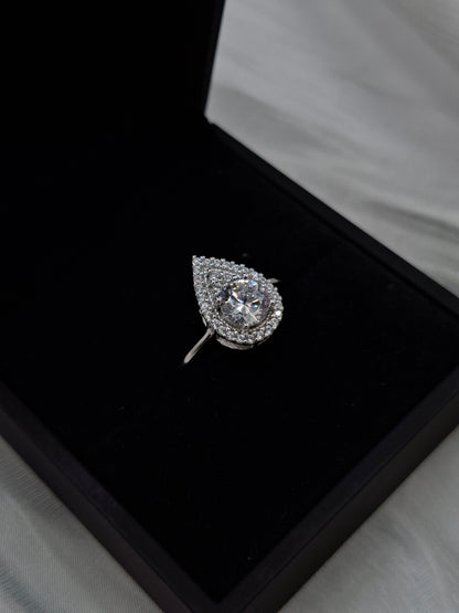 Bev Moissanite Ring