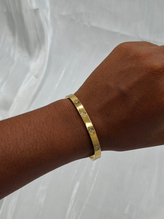 Stoned Clover Bangle