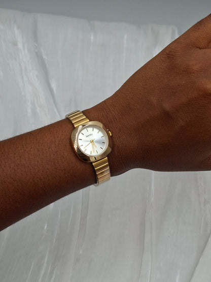 Naidu Squaoval Wristwatch