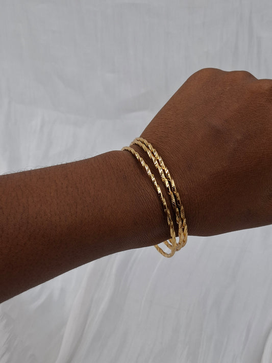 Curl Bangle Set