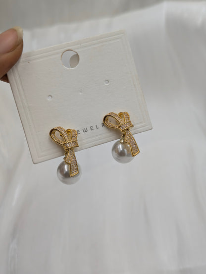 Knot Earrings