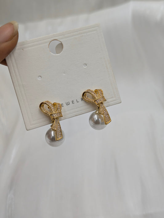 Knot Earrings