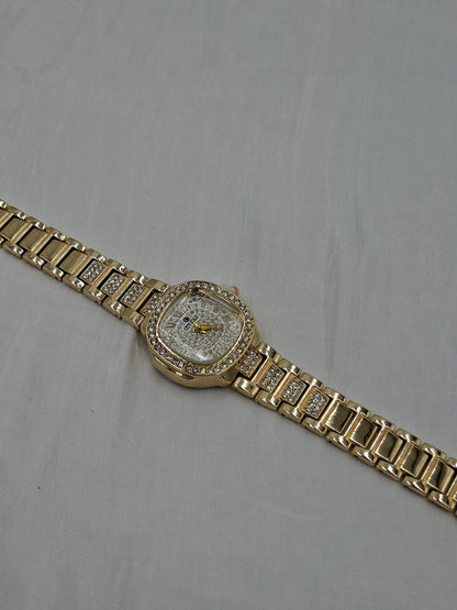Rounded Square Gold Wristwatch