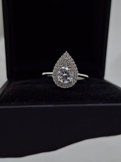 Bev Moissanite Ring