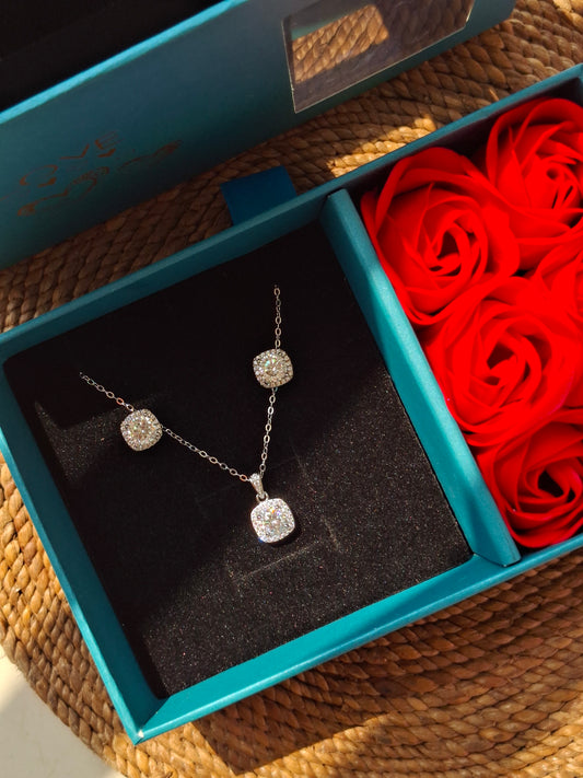 Eden Moissanite Set