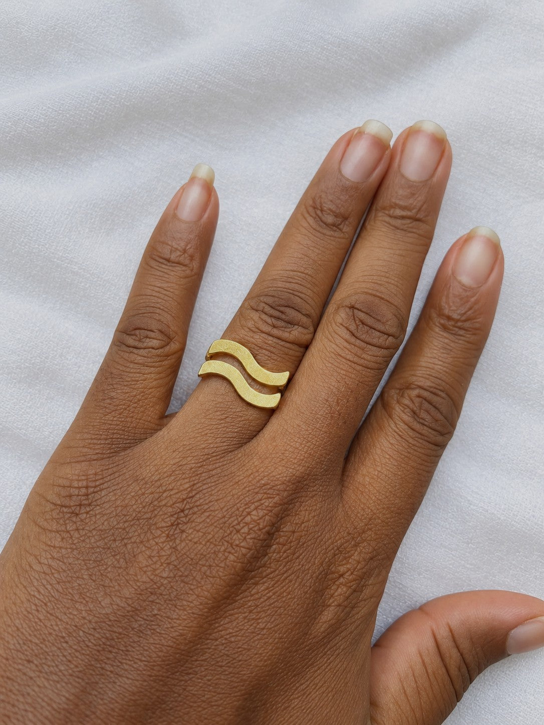 Shore Ring (size 7-9)