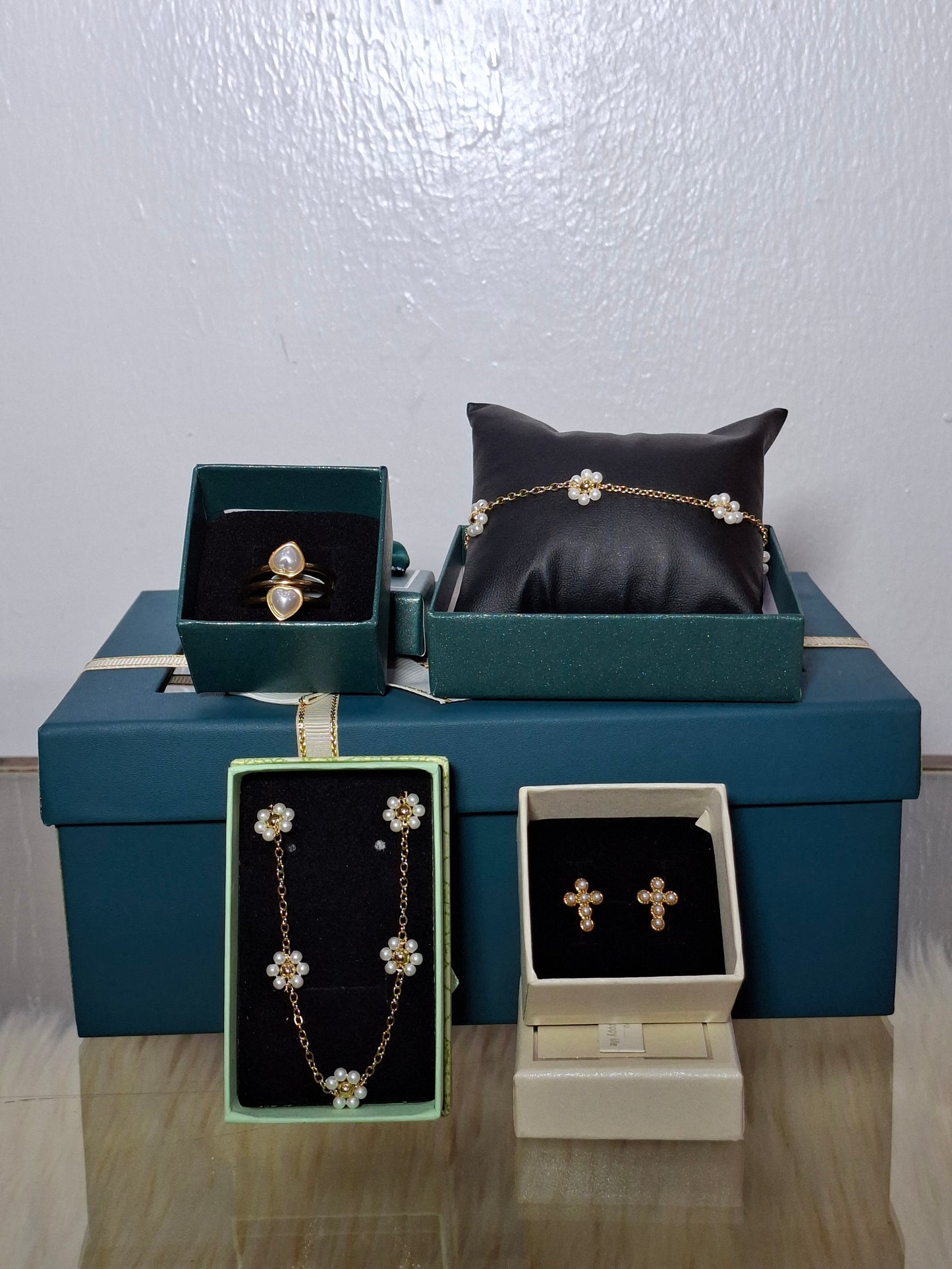 Daisy Jewelry Gift Set