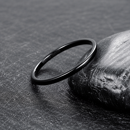 Zane Ring (size 6-9)