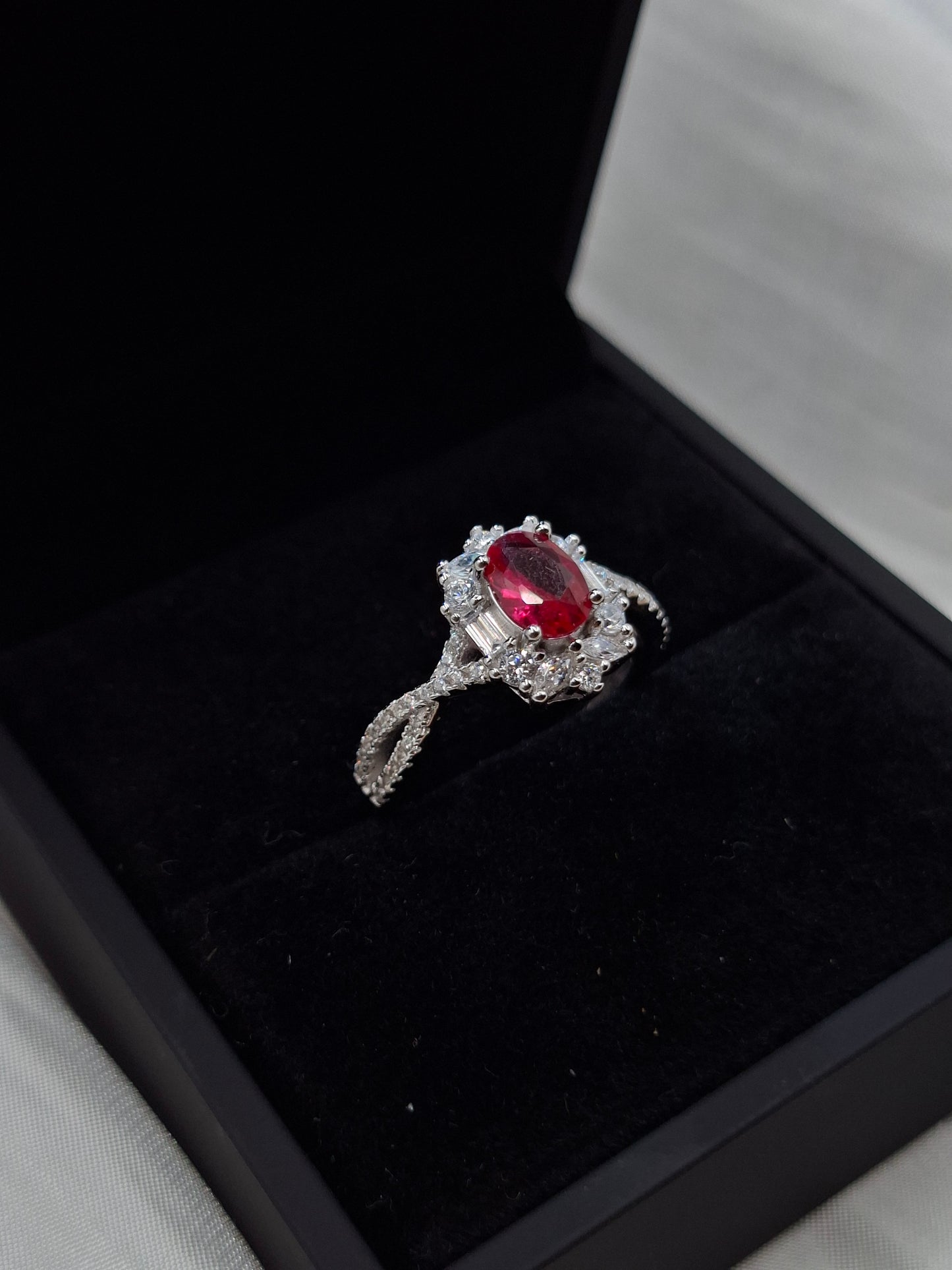 Scarlet Radiance Ring