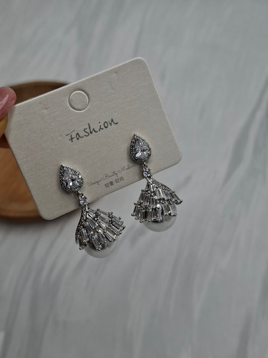 Adore Pearl Earrings