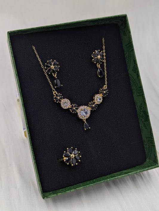 Magnolia Necklace Set