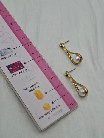 Hourglass Earrings