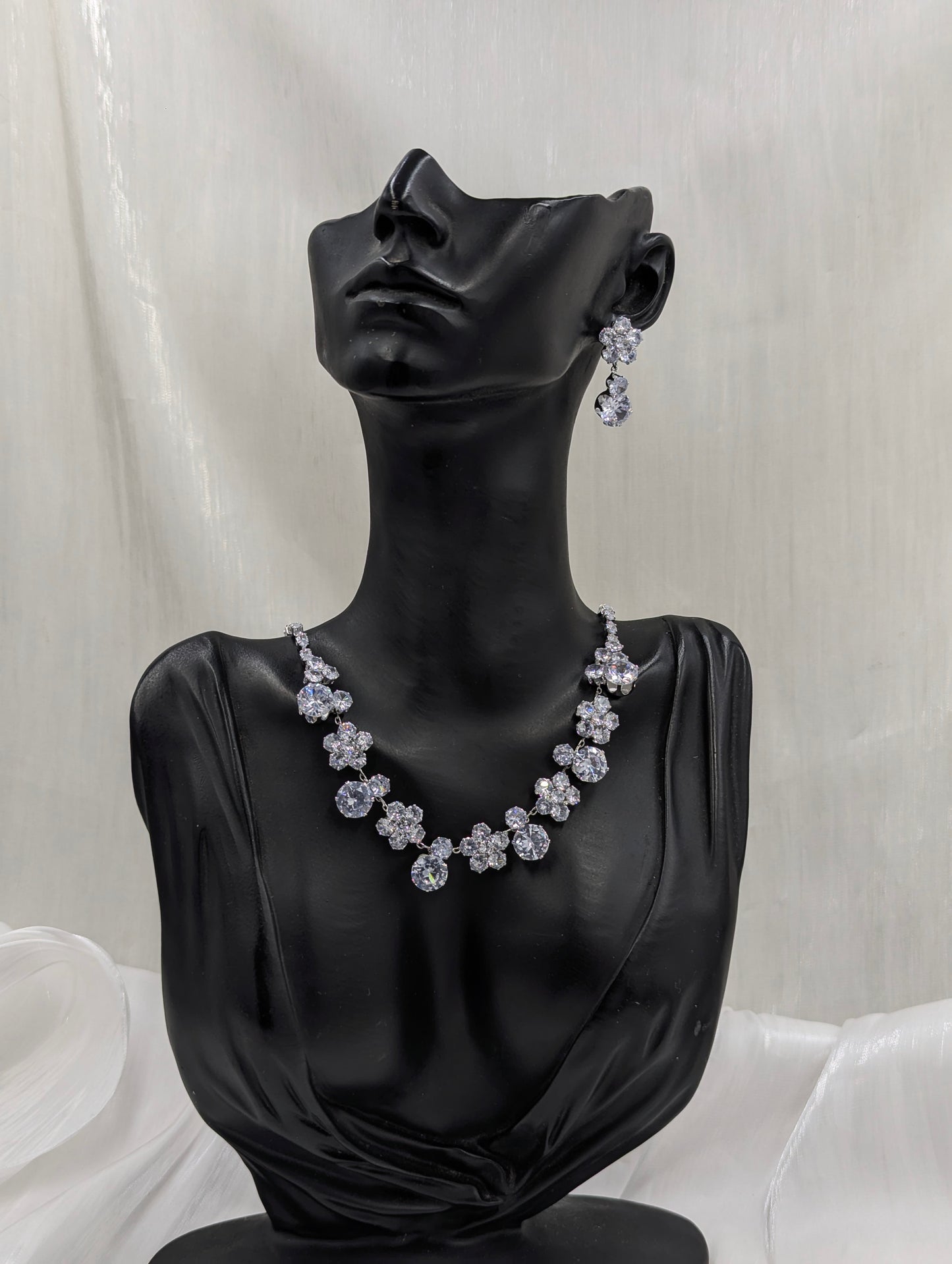 Floral Necklace Set