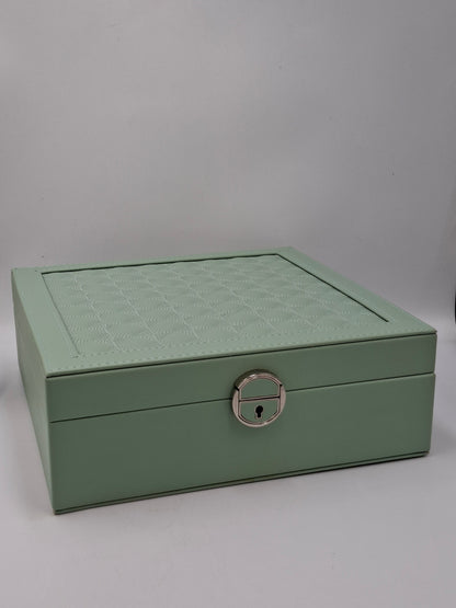 Mint Jewelry Organizer