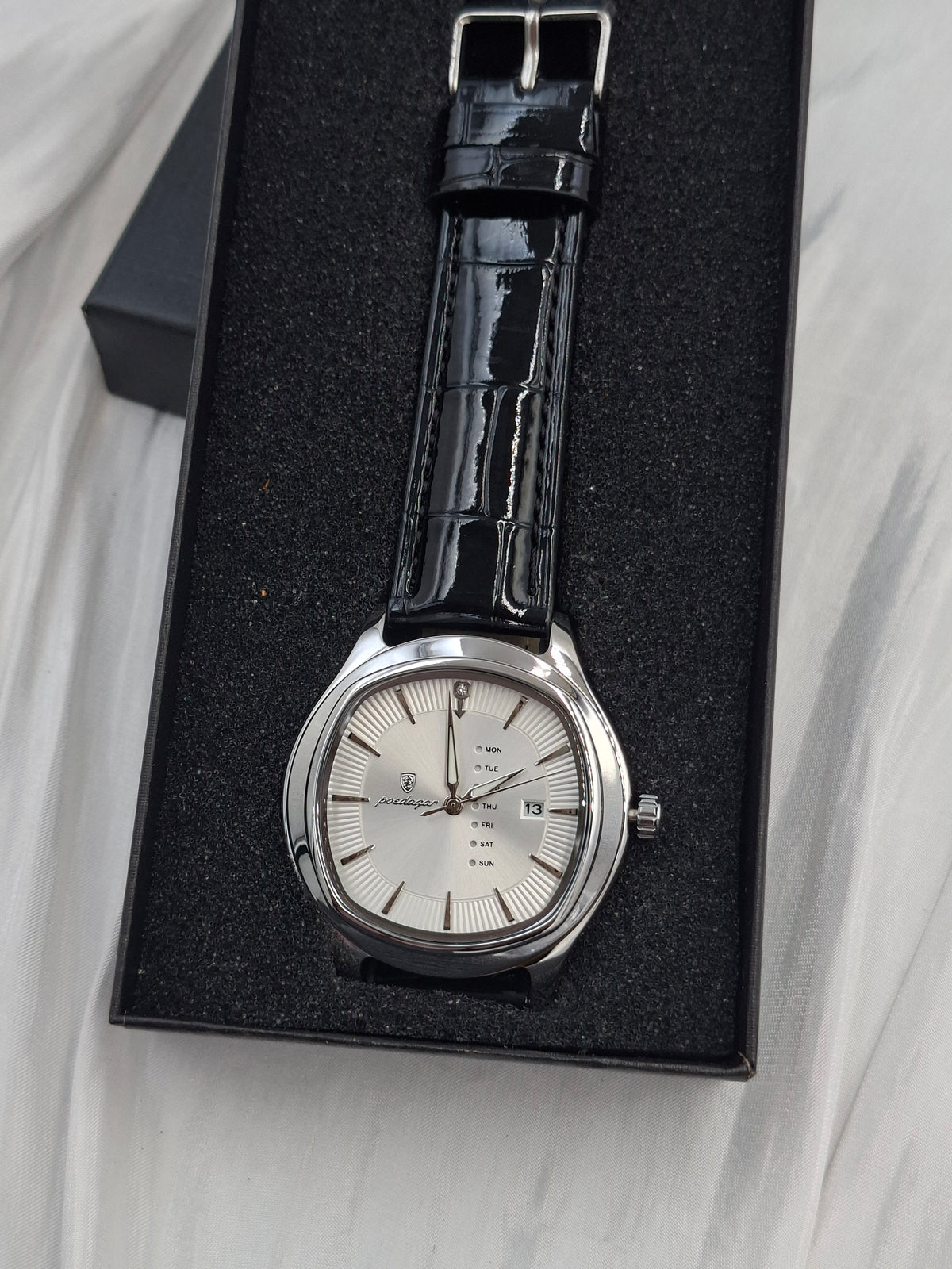 01 Black Poedagar Wristwatch