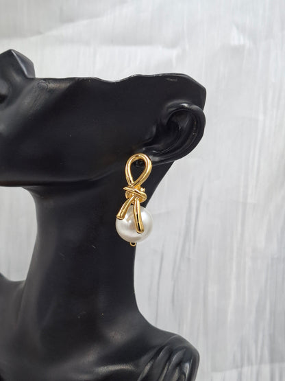 Dramatic Knot Pearl Earrings