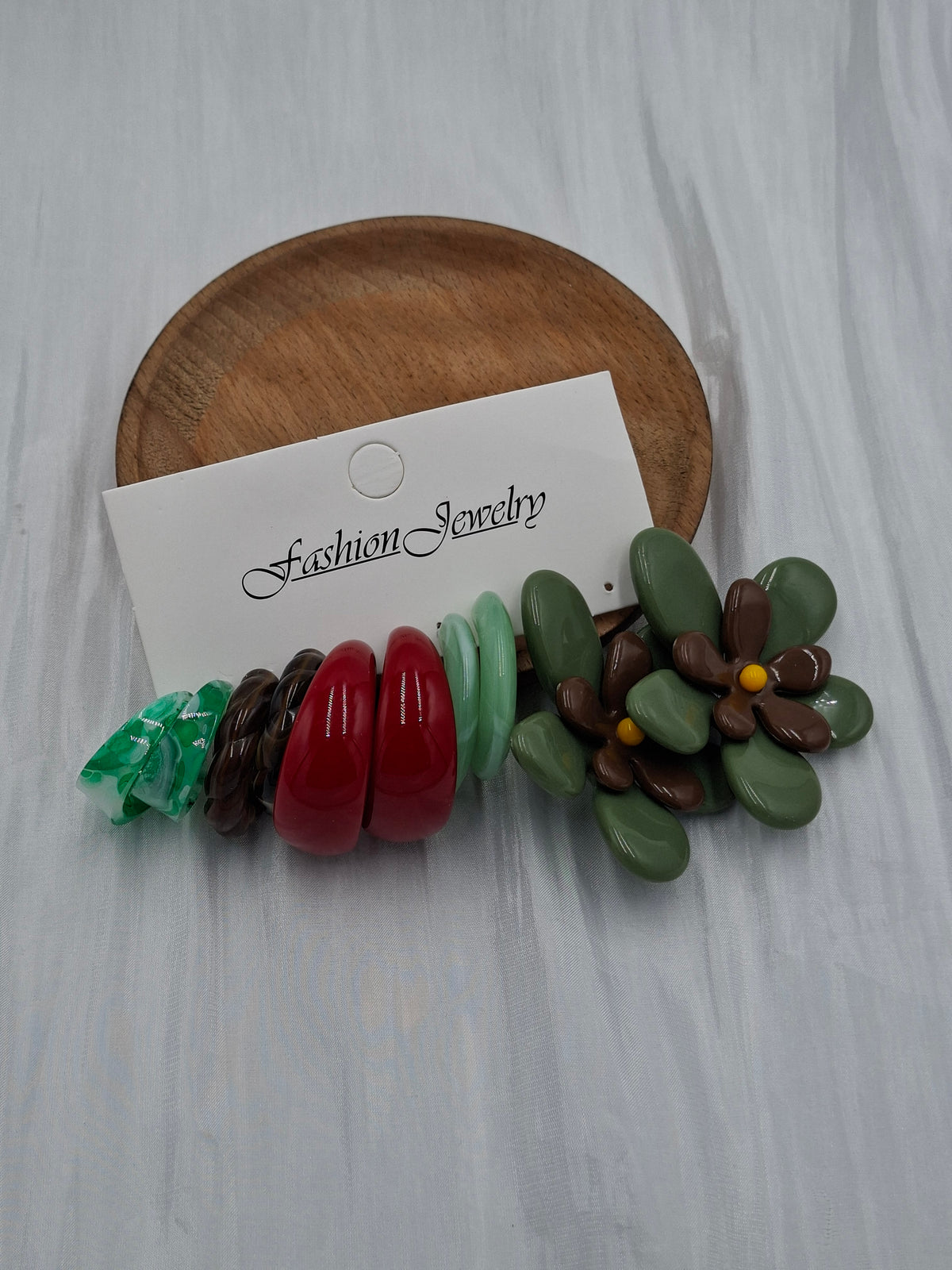 Gardenia Acrylic Hoop Pack