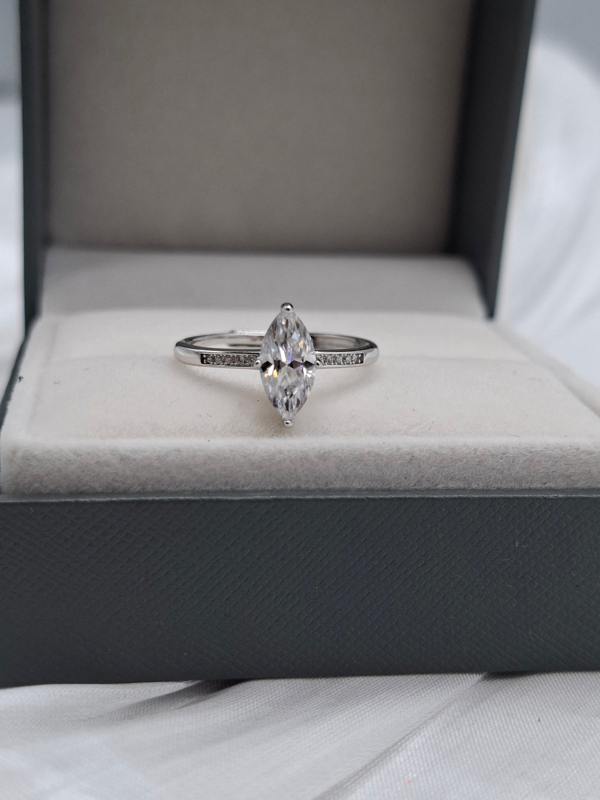 Valencia Moissanite Engagement Ring (adjustable)