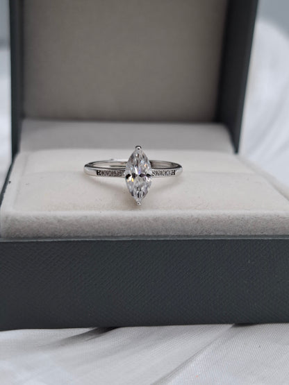 Valencia Moissanite Engagement Ring (adjustable)