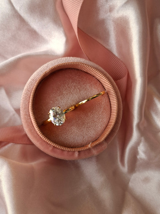 Oluchi Moissanite Ring