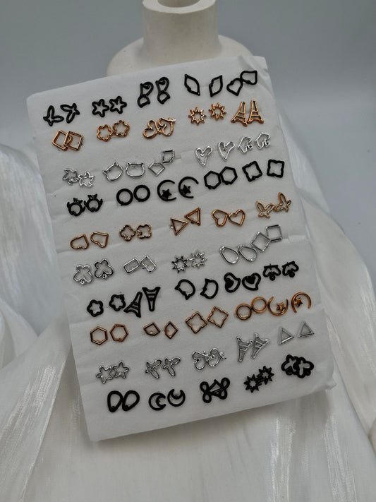 Mixed Colour Pack of Studs
