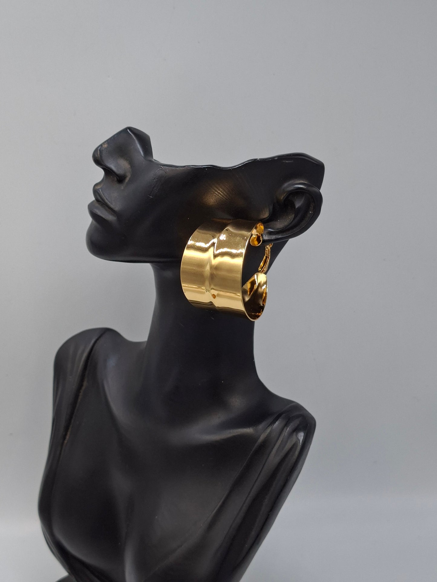 Alicia Hoops