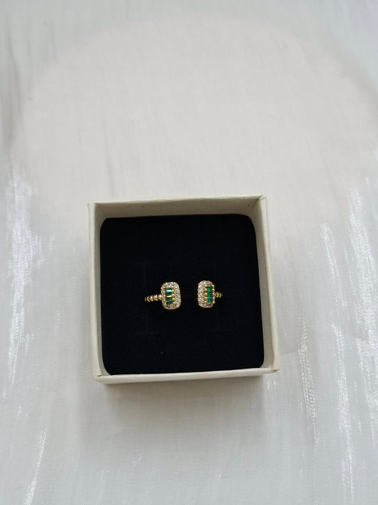 Emerald Toi et Moi Promise Ring