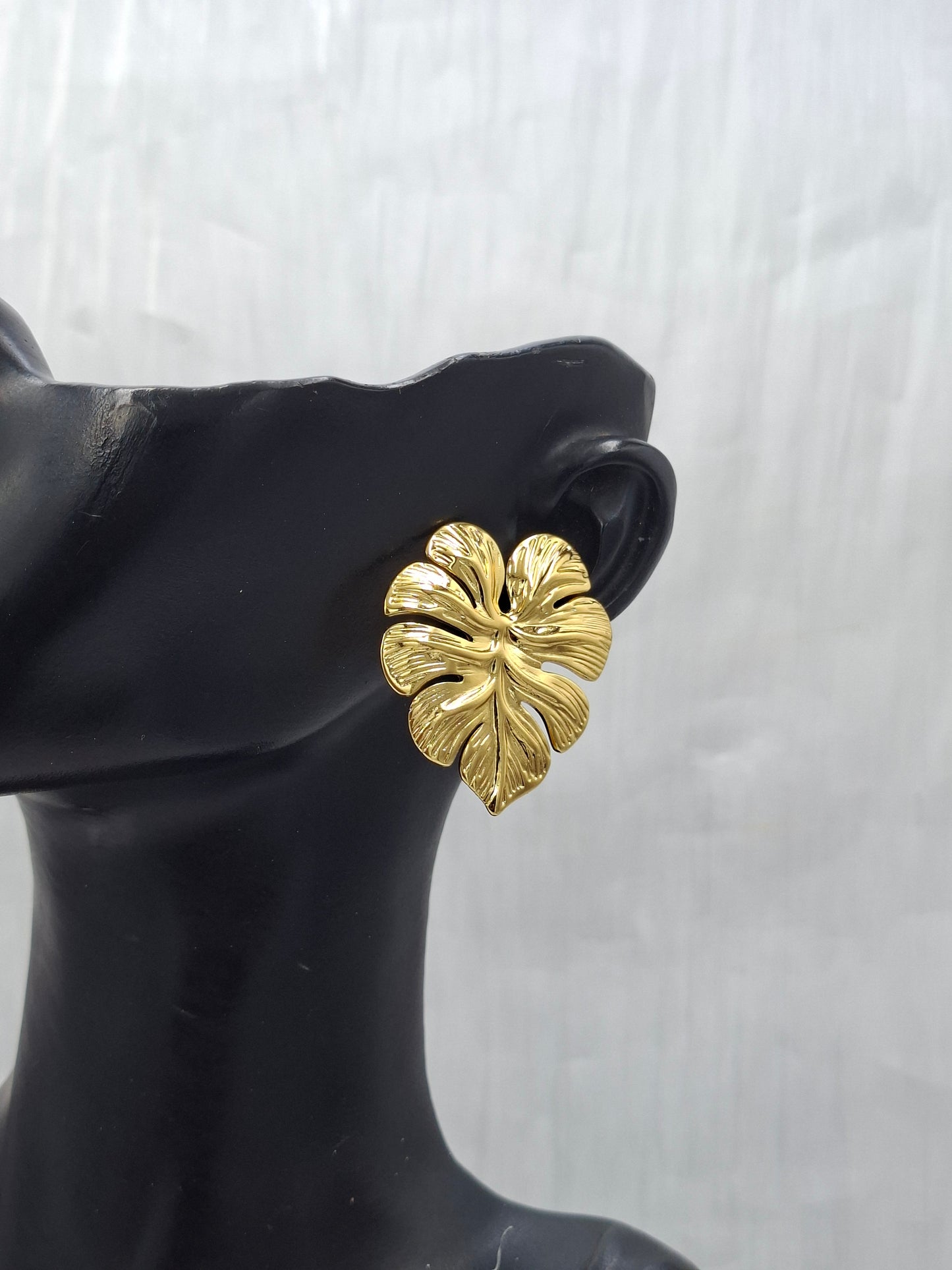 Monstera Earrings