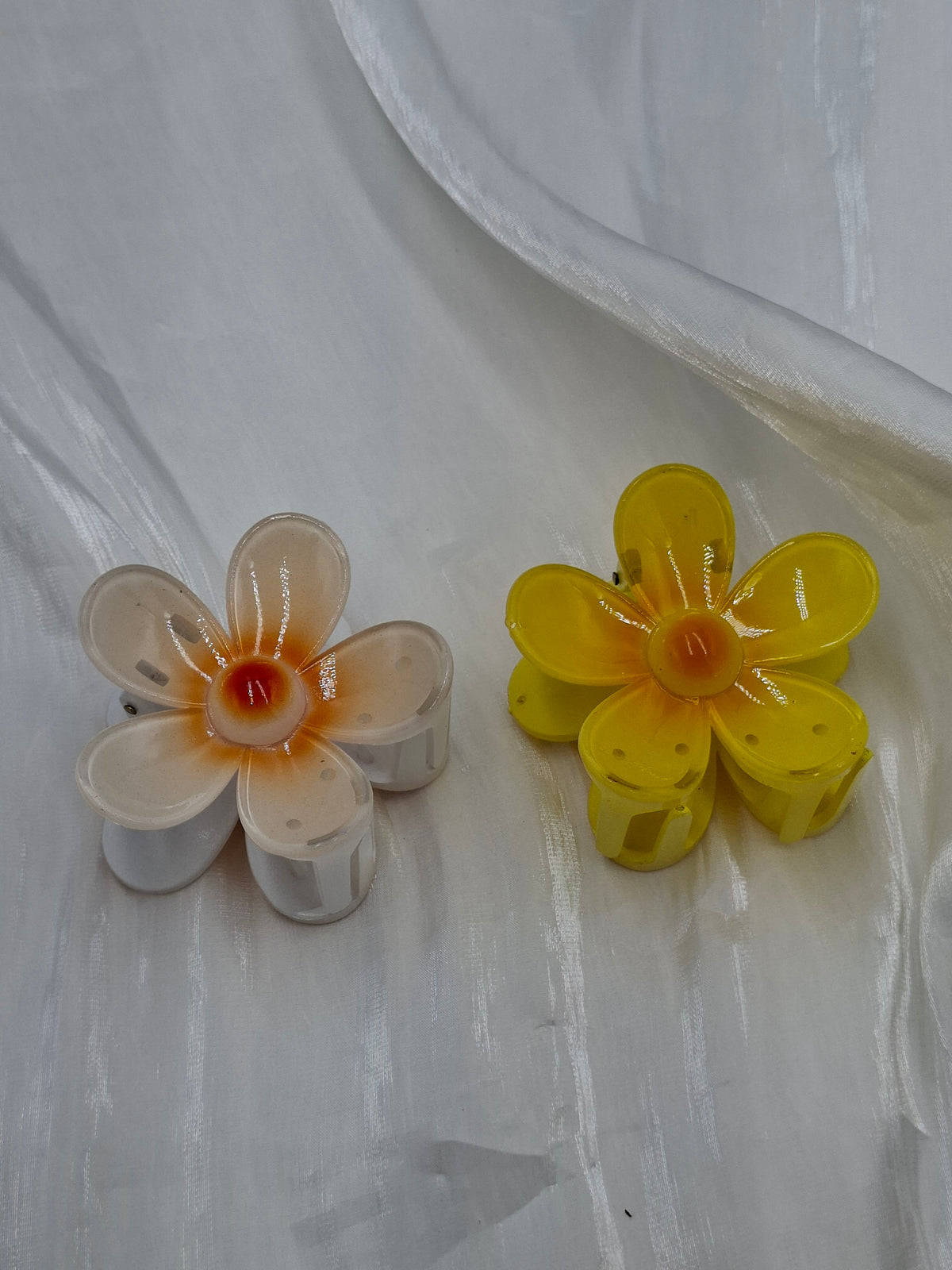 Petal Claw Clip