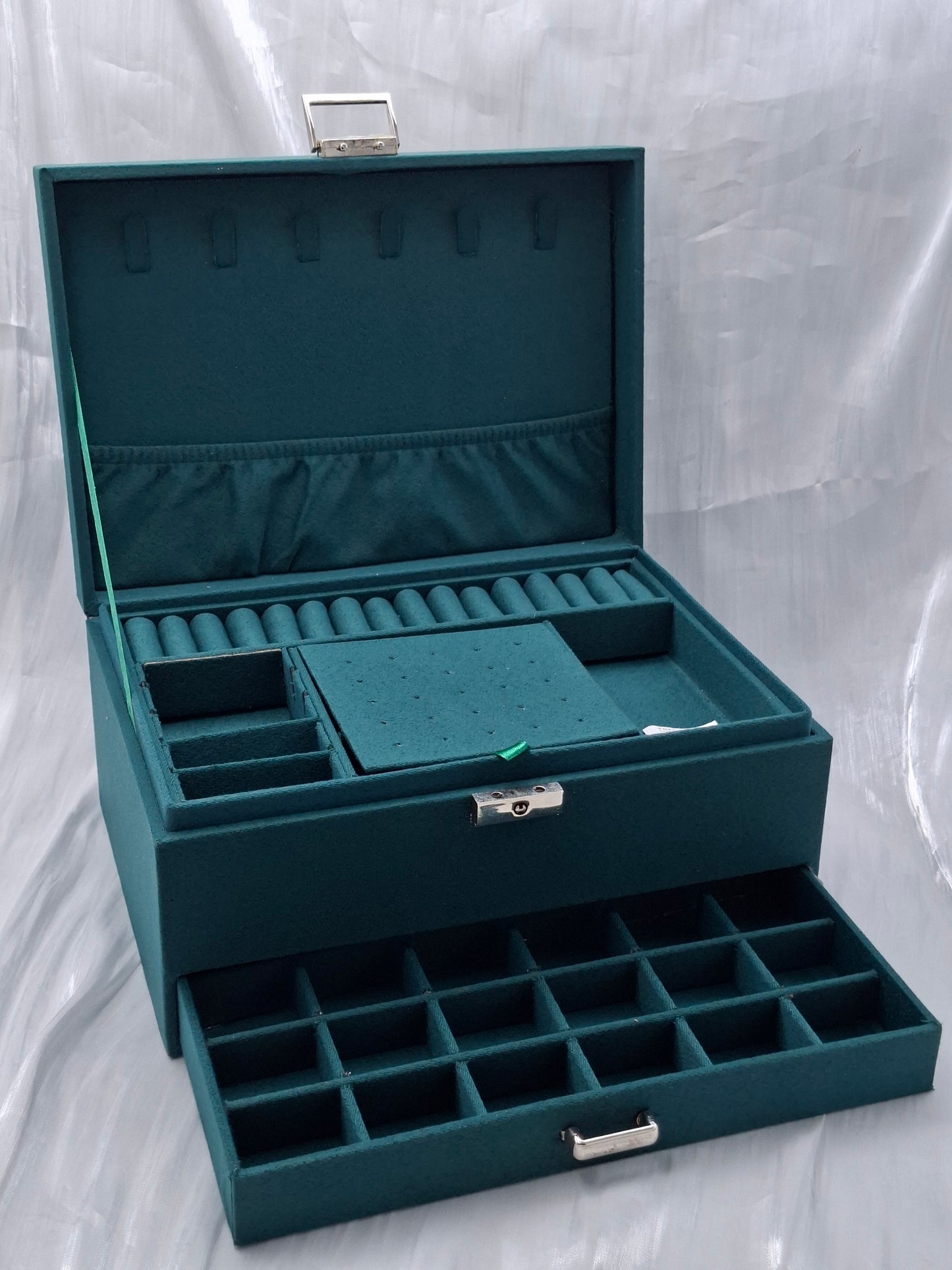 Emerald Jewelry Organizer