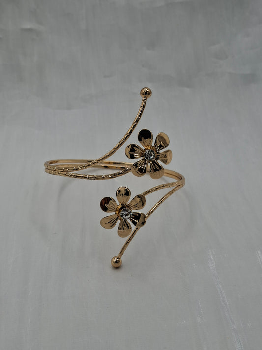 Daisy Arm Cuff