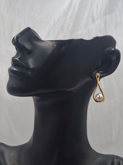 Hourglass Earrings