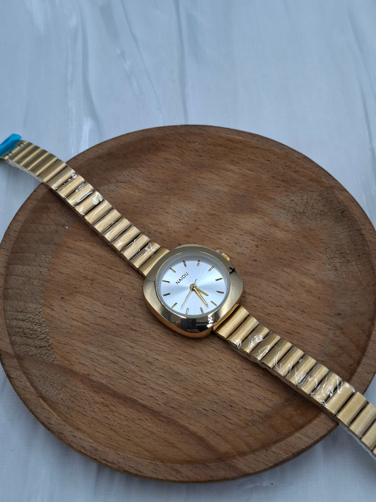 Naidu Squaoval Wristwatch