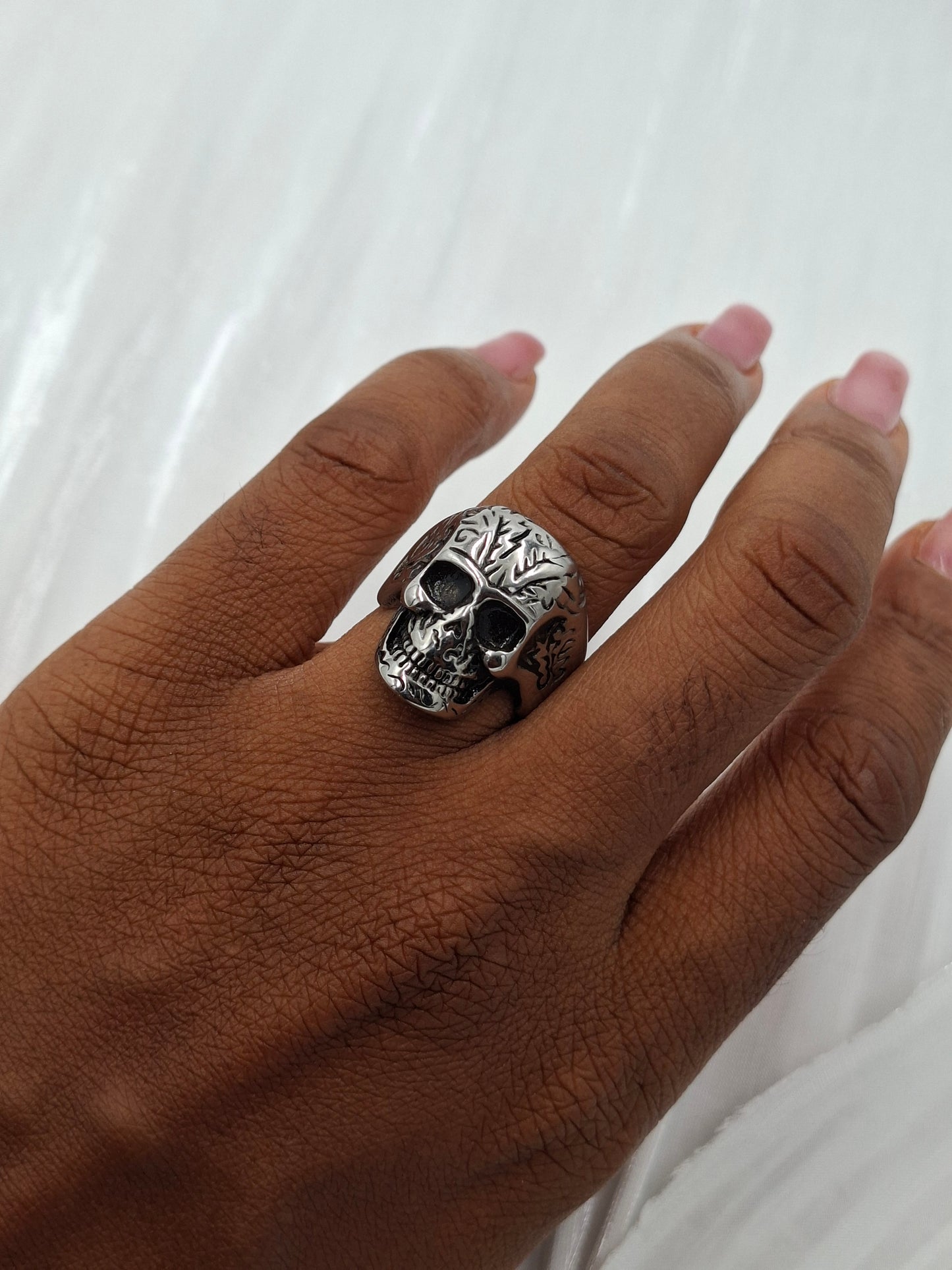 Skull Ring (size 8)