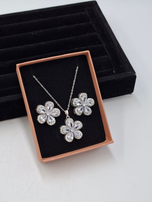 Spring Necklace Set
